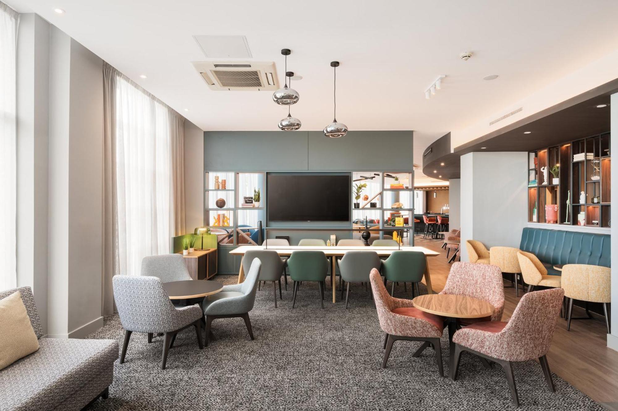By Ihg 4* NWI