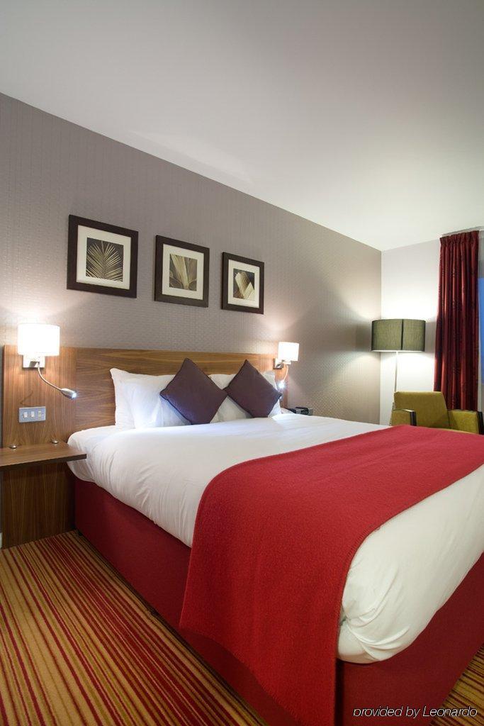 By Ihg NWI