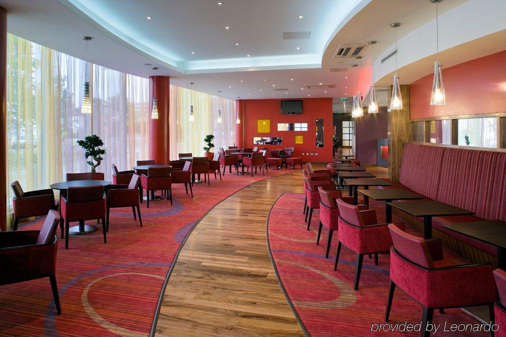 Hotel By Ihg