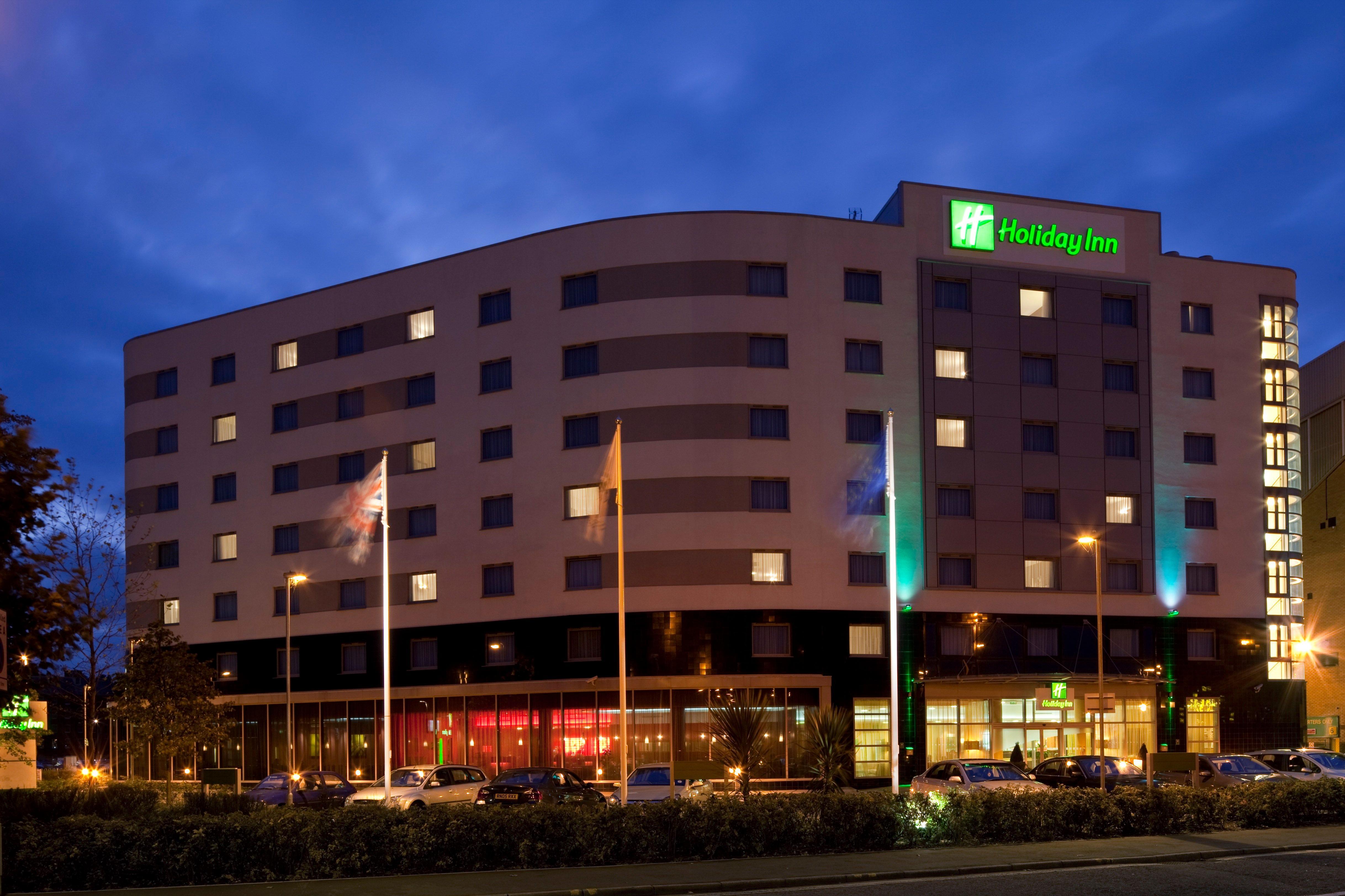 By Ihg