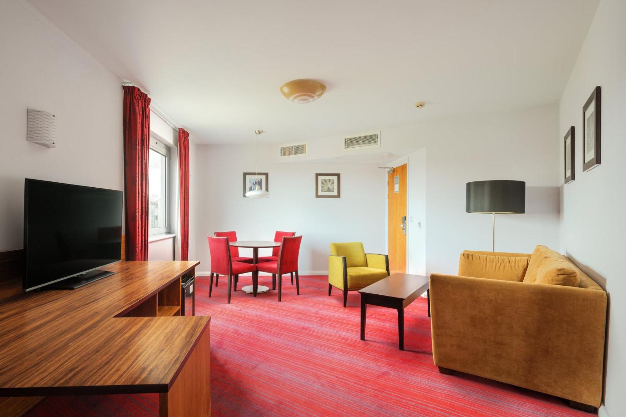 By Ihg Hotel
