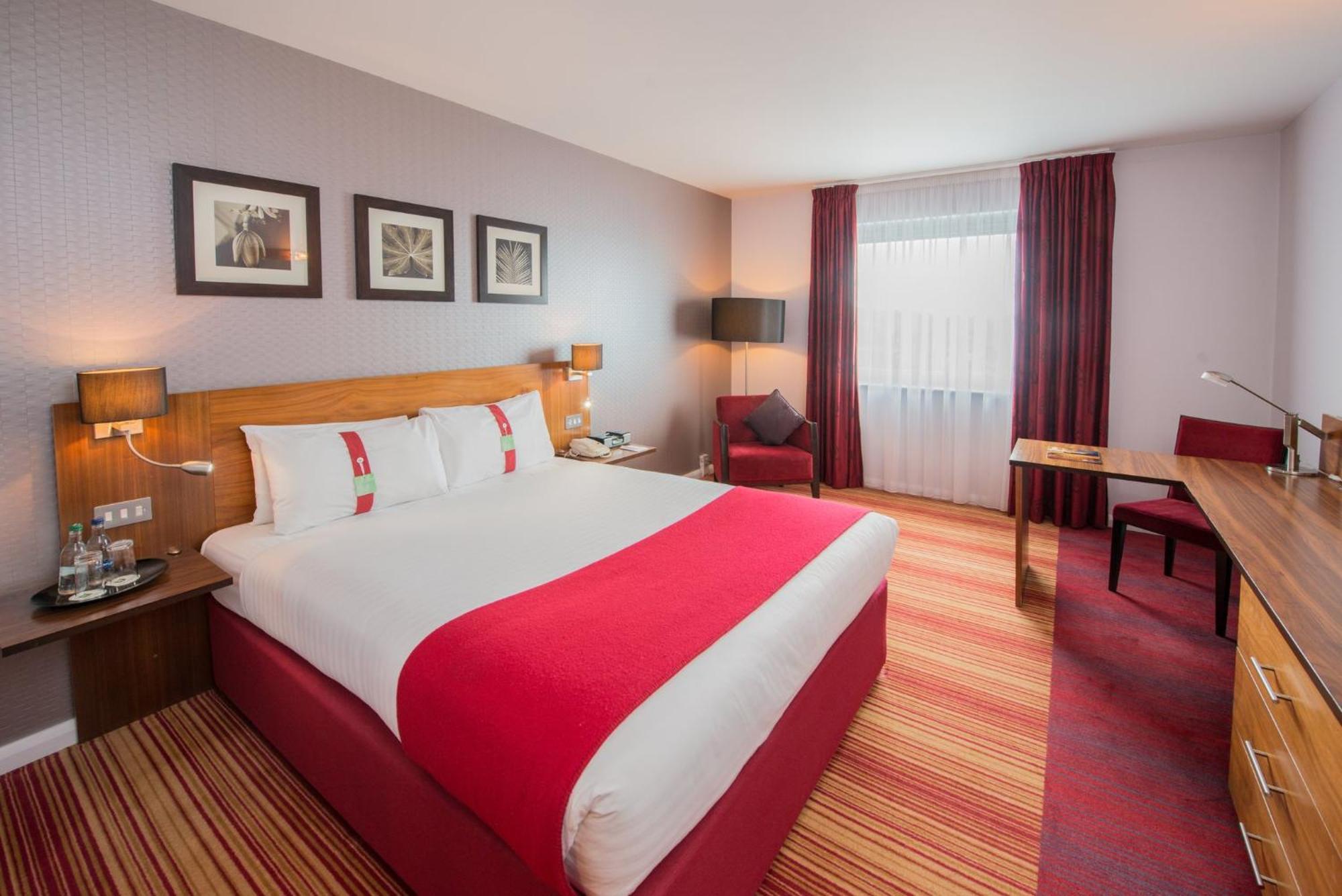 By Ihg Hotel 4*